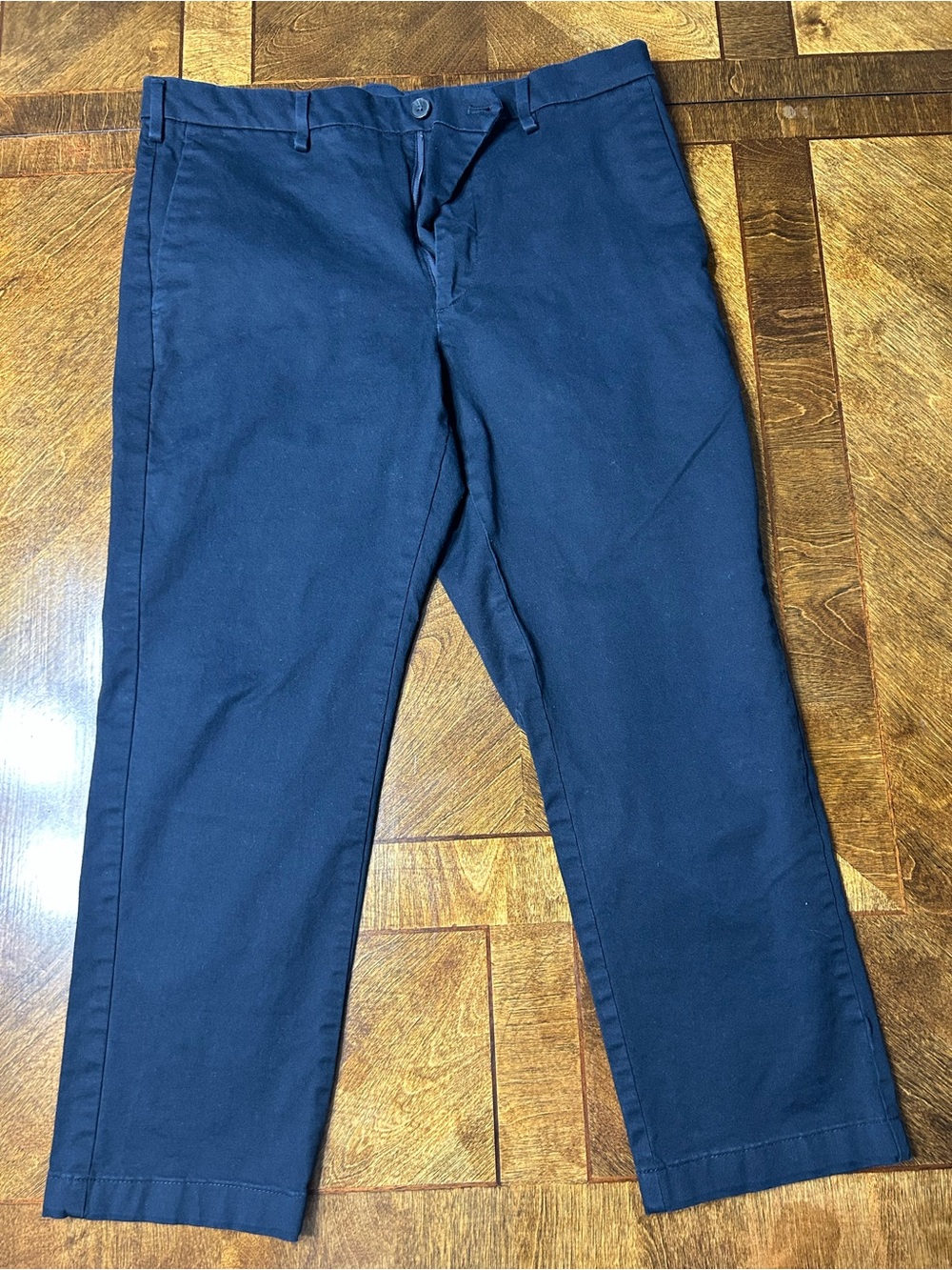 UNIQLO Slim Chino Pants – Navy | Men’s 34x25